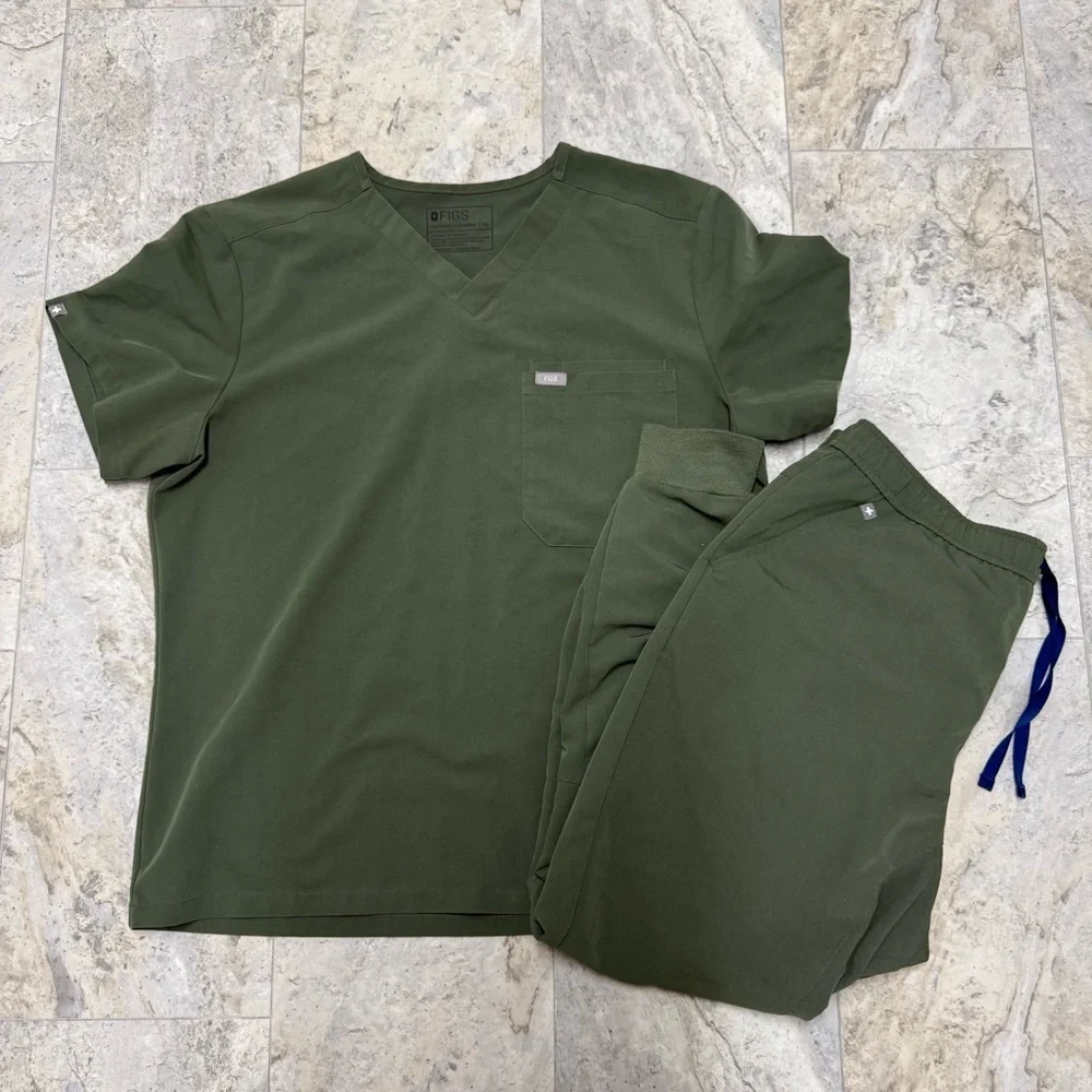 FIGS Leon Olive Green Set of Scrubs Shirt and Joggers Men’s Size XL